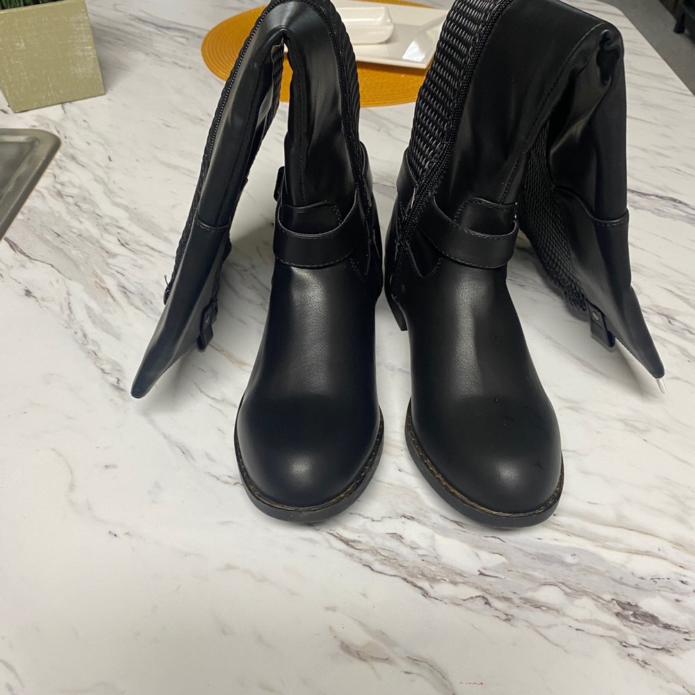 Just Fab black boots